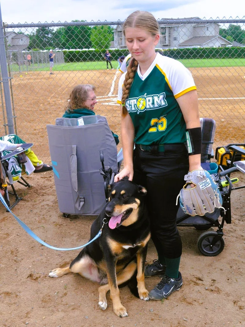 Raineythe Supermutt thumbnail 3