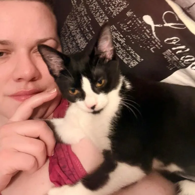 Violet thumbnail 4