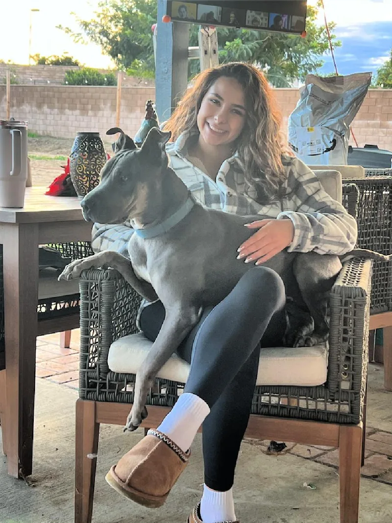 Chapo Is Very Friendly thumbnail 5