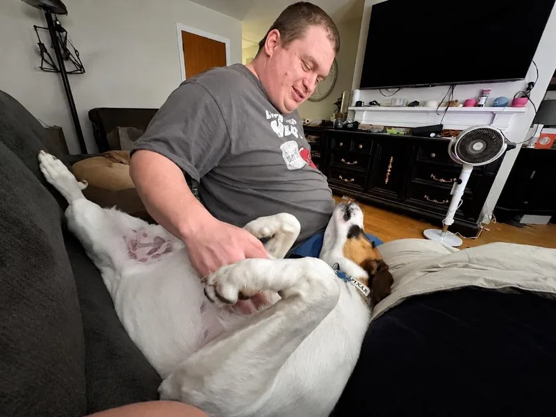 Brady thumbnail 5