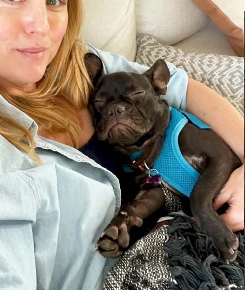Emmy Loves To Cuddle thumbnail 5