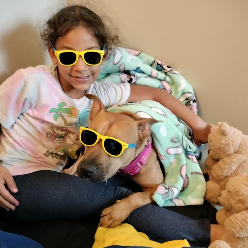 Yas Queen thumbnail 4